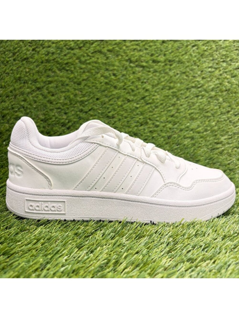 Adidas Hoops 3.0 Low Women Size 7.5 Triple White Athletic Leather Shoes Sneakers